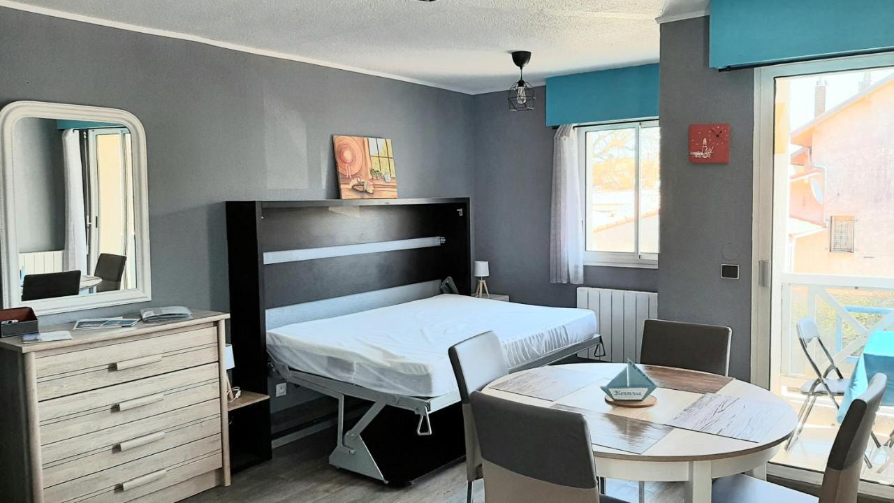 Le Petit Bleu De Didonne 28M2 150 M De La Plage Avec Balcon Saint-Georges-de-Didonne Bagian luar foto